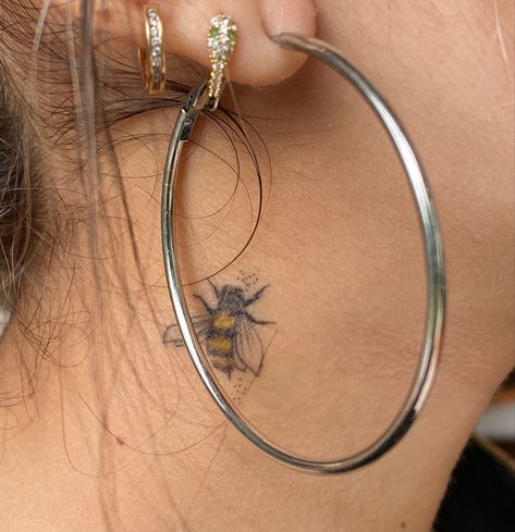 Bee Tattoo Ear, Bee Behind The Ear Tattoo, Bee Ear Tattoo, Bee Tattoo Behind Ear, Mother Tattoo, Bee Tattoos, Bumble Bee Tattoo, Side Neck Tattoo, Timeless Tattoo