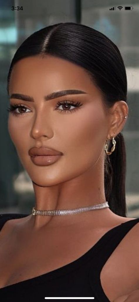 Brunette Eye Makeup, Makeup Ideas Bronze Look, Gentle Makeup Look, Casino Night Makeup, Brown Matte Makeup Look, Makeup With No Lashes, Makeup Looks With Big Lashes, Expensive Makeup Look, Tan Makeup Look Bronze