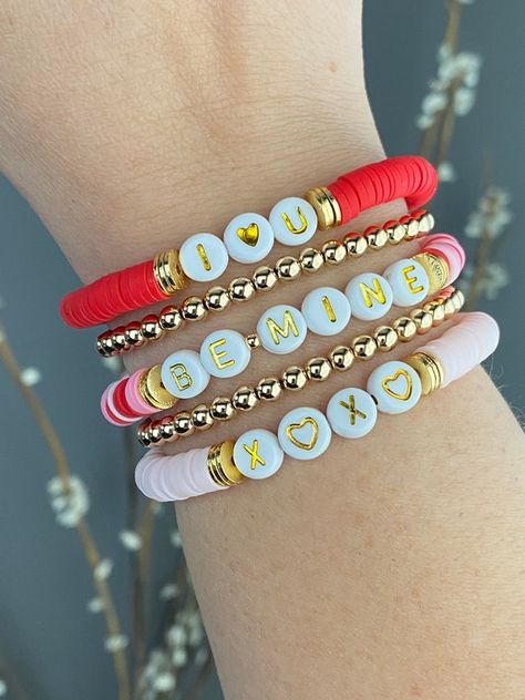 Valentine Bracelets, Polymer Bracelets, Bracelet Valentines, Valentines Bracelets, Sac Diy, Bracelet Stacking, Word Bracelet, Beautiful Bracelets, Custom Bracelet