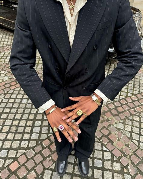 Baggy Clothes, Street Fashion Men Streetwear, Prom Suits, Mens Outfit Inspiration, Formal Suits, Men Fashion Casual Outfits, Streetwear Men Outfits, Men Fits, Mode Streetwear