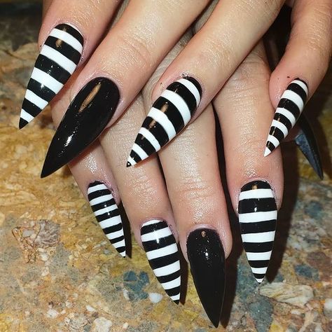 Purple Stripe Nails, Strip Nail Designs, Strip Nails, Stripes Nails, Striped Nail Designs, Office Nails, Matte Black Nails, Fancy Hands, Purple Nail Polish