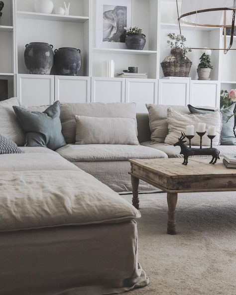 Linen Covered Sofa, Bemz Soderhamn, Ikea Sofas Living Room, Small Living Room Storage, Söderhamn Sofa, Billy Ikea, Ikea Sofas, Ikea Sofa, Living Room Loft