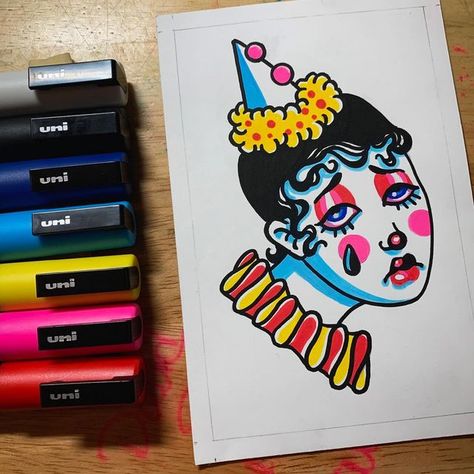 Paint Pen Paintings, Posca Pen Painting, Posca Ideas Inspiration, Drawing Ideas With Posca Markers, Easy Alcohol Marker Art Simple, Alcohol Marker Doodles, Cool Posca Art, Easy Paint Marker Drawings, Acrylic Paint Pen Art Ideas