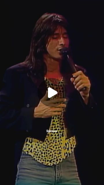 topvoice on Instagram: "Nobody has a voice like Steve Perry.  Follow @TOPVOICE for more 💕" Journey Steve Perry, Timothy Dalton, Inspirational Songs, Steve Perry, Praise Songs, Music Memories, Song Artists, Heart Notes, Musical Notes