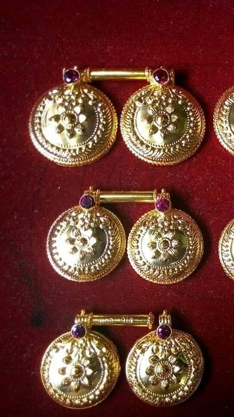 Thali Bottu Designs Gold, Suthralu Designs, Gold Sutralu Designs, Mangala Sutram Designs Gold, Sutralu Designs, Pusthelu Designs Gold, Mangalyam Thali, Puja Ghar, Lakshmi Photos