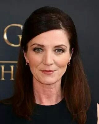 Michelle Farley as Margot Al - Harazi Mike And Rachel, Michelle Fairley, Catelyn Stark, Dennis Quaid, Youth Theatre, Gra O Tron, Games Of Thrones, Kit Harington, Romy Schneider