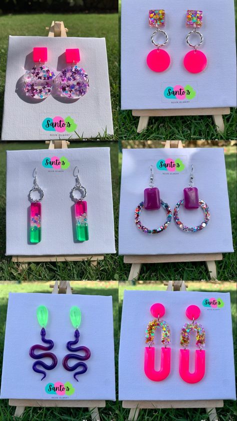 Epoxy Resin Creations, Epoxy Resin Earring Ideas, Uv Resin Earring Ideas, Summer Resin Earrings, Resin Mobile Cover, Resin Earrings Ideas, Uv Resin Earrings, Uv Resin Jewelry, Plastic Fou