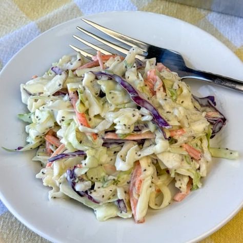 Coleslaw For A Crowd - Plowing Through Life Gourmet Coleslaw Recipe, Coleslaw Recept, Southern Coleslaw, Spicy Coleslaw, Anti Candida Diet, Candida Recipes, Candida Diet Recipes, Salsa Yogurt, 10 Healthy Foods