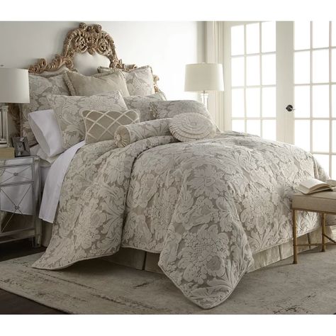 Bedding Trends, Bedding Purple, Bronze Art, Luxury Duvet Covers, Elegant Bedding, Bedding Stores, King Duvet Cover, Modern Bed, Bed Styling