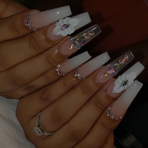 Baddie Advice, Cut Nails, Quinceanera Nails, Red Acrylic Nails, Long Acrylic Nail Designs, Drip Nails, Cute Acrylic Nail Designs, Simple Acrylic Nails, Long Acrylic Nails Coffin