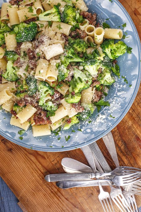 Emeril's Rigatoni with Broccoli and Italian Sausage Sausage And Broccoli Pasta, Sausage And Broccoli, Sausage Broccoli, Easy Pasta Dinner, Rigatoni Pasta, Emeril Lagasse, Broccoli Pasta, Sausage Pasta, Rigatoni