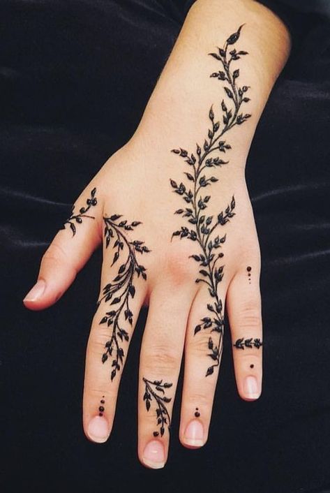 Hand Tattoo Designs, Henna Style Tattoos, Henna Inspired Tattoos, Floral Henna Designs, Tato Henna, Henna Tattoo Hand, Henna Tattoo Designs Hand, Henna Art Designs, Modern Henna Designs