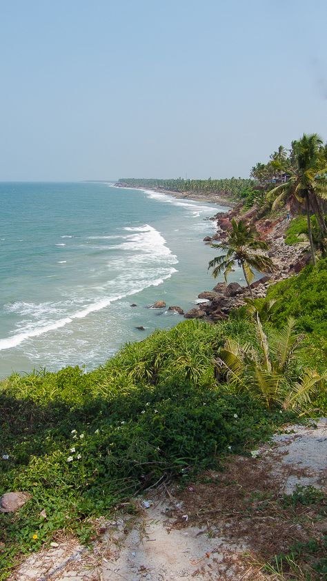 Verkala Beach, #Kerala Kerala Beach Photography, Varkala Beach Photography, Kerala Beach, Pre Wedding Photoshoot Props, India Trip, Nature Trip, Guys Fits, Wedding Photoshoot Props, Cambodia Travel