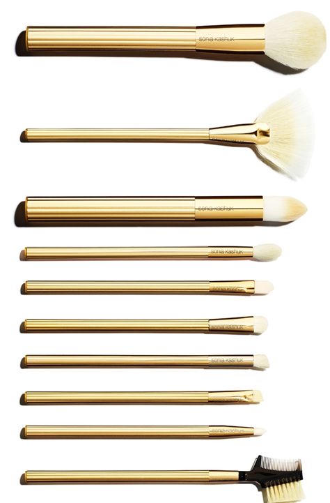 Sonia Kashuk Lavish Luxe 10 Piece Brush Set Hakuhodo Brushes, Gold Makeup Brushes, Makeup Tools Products, Laura Mercier Makeup, Makeup Wishlist, Sonia Kashuk, Cat Eye Makeup, A Muse, Gold Makeup