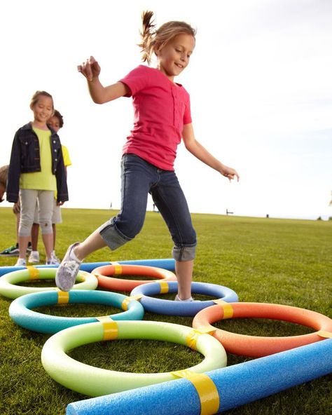 Experts share how to throw a family field day that will get your whole family outside, moving, and having fun. Field Day Preschool, Field Day Games For Preschoolers, Preschool Field Day Activities, Bday Games, Pool Noodle Games, Backyard Games Kids, Field Day Games, Backyard Obstacle Course, Backyard Activities