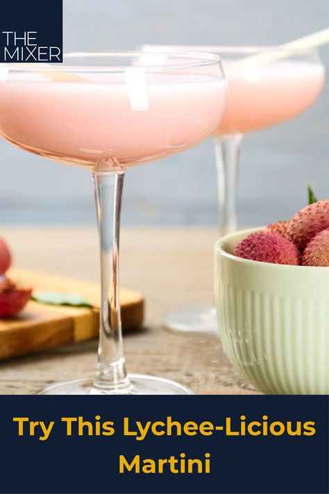 Pink Lychee Martini, Lychee Martini Recipe Easy, Fruity Rum Drinks, Lychee Cocktail, Pomegranate Martini, Pineapple Vodka, Lychee Martini, Martini Ingredients, Peach Vodka