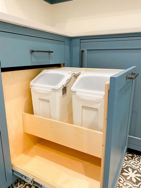 Dog Food Storage In Cabinet, Creative Dog Food Storage Ideas, Dog Food Cabinet, Recycling Storage, Food Storage Cabinet, Diy Pantry Organization, Dog Feeding Station, Organizing Solutions, Doggie Daycare