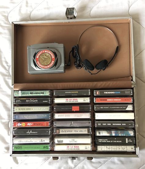 Vhs Film, Youtube Video Ideas, The Kooks, Retro Gadgets, Video Ideas, Music Aesthetic, Post Malone, Bright Eyes, Cassette Tapes