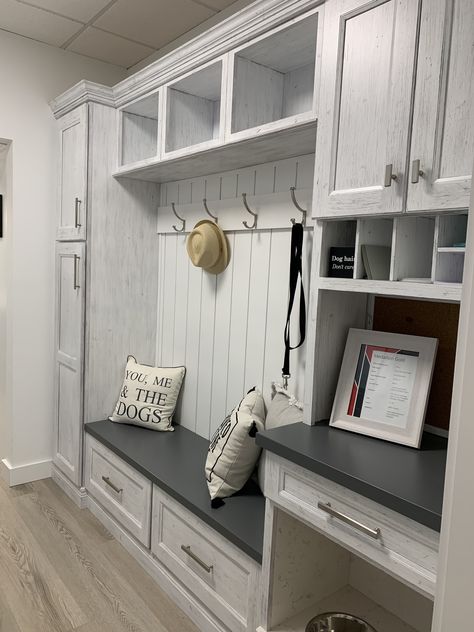 Electronic Drop Zone, Grey And White Mudroom, Mudroom By Garage Door, Laundry Room With Mud Bench, Mudroom With Office Space, Mudroom Ideas Entryway With Sink, Modern Farmhouse Mudroom Lockers, Modern Farmhouse Drop Zone, Halltree Entryway Ideas