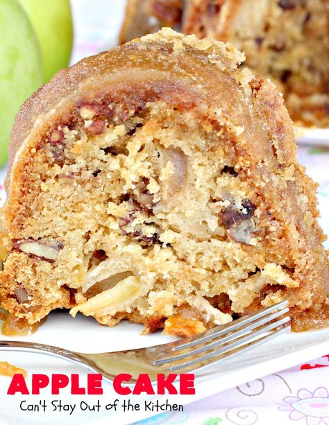 Snacking Cakes, Icing That Hardens, Brown Sugar Caramel, Brown Sugar Icing, Moist Apple Cake, Breakfast Coffee Cake, Apple Cakes, Apple Dishes, Caramel Apple Cake