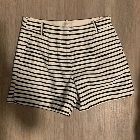 New With Tags! Beautiful Black And White Striped Shorts. Sailor Shorts, Ruffle Linen, Paisley Shorts, Chambray Shorts, Seersucker Shorts, Stretch Chinos, J Crew Shorts, Cuffed Shorts, Comfy Shorts