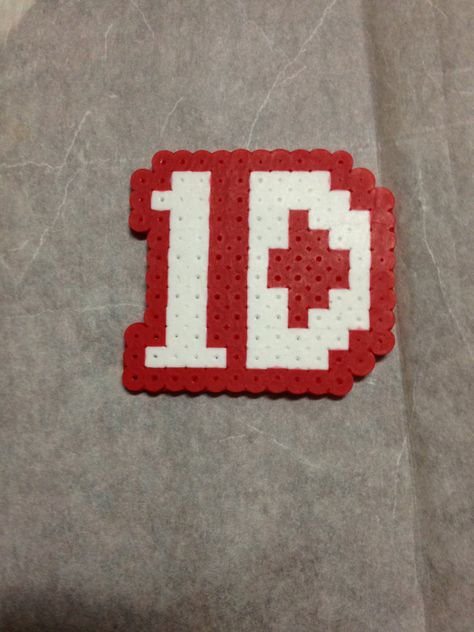 One Direction Hama Bead Design One Direction Logo, Magnet Necklace, Melt Beads Patterns, Hama Art, Hamma Beads Ideas, Easy Perler Bead Patterns, Bead Creations, Kandi Ideas, Hamma Beads