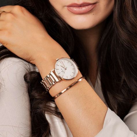 Elevate your style with the perfect wrist watch! ⌚✨ Click the link to explore our curated collection of stunning timepieces designed for women. Whether you’re looking for an elegant classic or a trendy modern piece, we have something for every occasion. Don’t miss out—find your ideal wrist watch today! 😀😌🍓 Watch With Bracelets Women Rose Gold, Women Watch With Bracelet, Watch With Bracelets Women, Watches With Bracelets Women, Rose Gold Bracelet For Women, Wrist Watches For Women, Gold Wrist Watch, Wrist Watch For Women, Rose Gold Cuff Bracelet