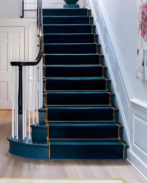 Teal Carpet Stairs, Art Deco Stairs Stairways, Blue White Hallway, Blue Carpet Stairs, Navy Blue Staircase, Navy Staircase, Blue Staircase, Painted Stair Railings, Cottage Stairs