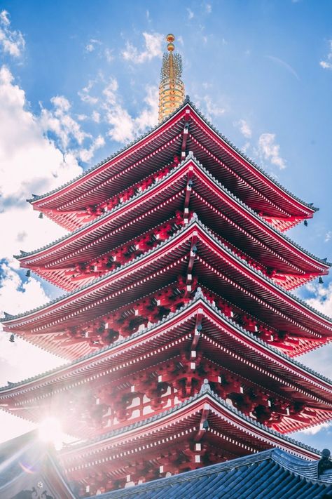 12 Best Historical Sites of Japan Tokyo Picture, Tokyo Temple, Pagoda Temple, Things To Do In Japan, Places In Tokyo, Tokyo Travel Guide, Plaza Athenee, Himeji Castle, Japan Image