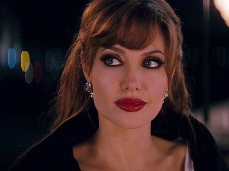 “When other little girls wanted to be ballet dancers I kind of wanted to be a vampire.” – Angelina Jolie The Tourist Angelina Jolie, Angelina Jolie Movies, Angelina Jolie Makeup, Movie Makeup, Woman Movie, French Beauty, The Tourist, Black Eyeliner, Whitening Cream