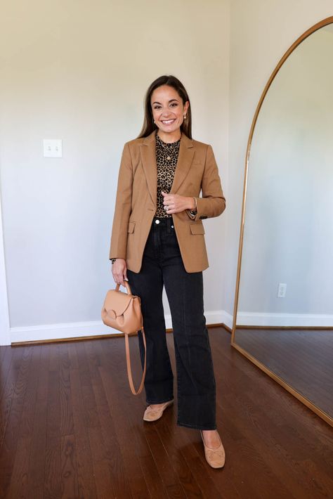 Camel Blazer Four Ways - Pumps & Push Ups Brown Blazer Outfits For Women Work, Fall Outfits Blazer, Tan Blazer Outfits Women, Camel Cardigan Outfit, Camel Blazer Outfits Women, Blazer Outfits For Women Work, Tan Blazer Outfits, Sweater Blazer Outfit, Coatigan Outfit