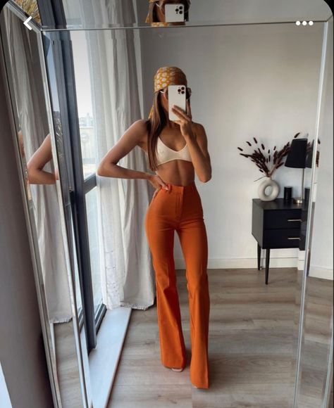 #holiday #fashion Wardrobe Change, Pants With Belt, Look Festival, Festival Style, Outfit Look, Flared Pants, Zara Pants, Fashion Mode, Festival Outfit