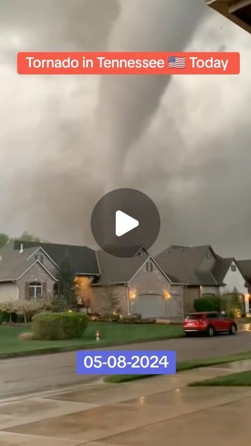 Ricky Robinson on Instagram: "Wow 🤯 Praying 🙏 for Tennessee. #tennessee #tornado" Tornado Pictures Amazing Photos, Tornado Videos Scary, Tornado Safety Tips, Tornado Videos, Thunderstorm Pictures, Big Tornado, Tornado Gif, Tornado Pictures, Tornado Watch