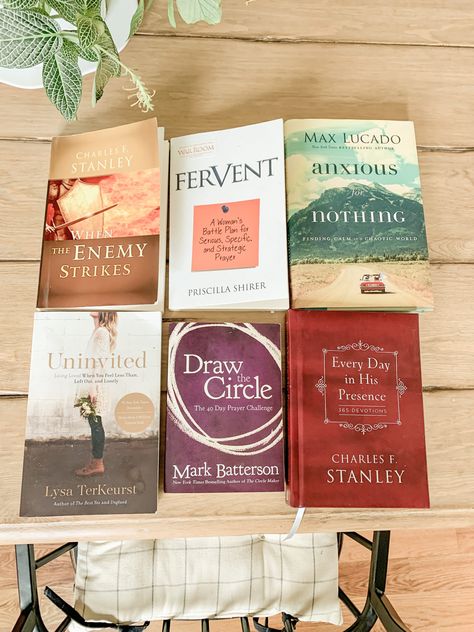 Life Prayers, Christian Women Books, Christian Book Recommendations, Faith Based Books, Reader Girl, Books Christian, Happy Good Friday, Sarah Joy, Jesus Book