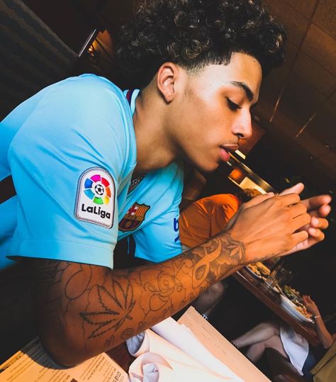 lucas coly Lucas Coly, Light Skin Men, Boys With Curly Hair, Cute Black Guys, Black Boys, Black Men, E-book