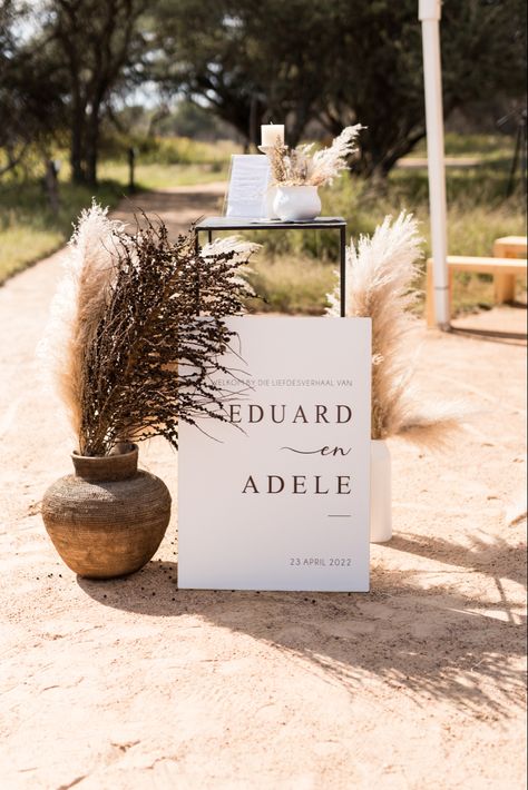 Bosveld Troue, Bushveld Wedding, September Ideas, Bush Wedding, Safari Wedding, Minimalistic Wedding, Oceanfront Wedding, Holy Matrimony, South African Weddings