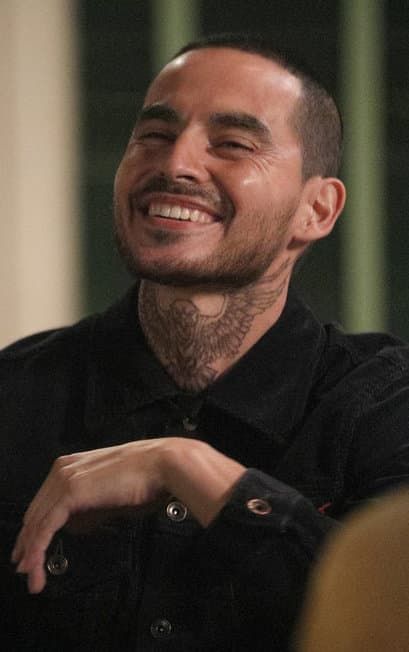 Rio Wallpaper, Good Girl Bad Boy, Manny Montana, Cool Wallpapers For Girls, Estilo Cholo, Power Back, Man Crush Everyday, Good Girls, Whatsapp Number