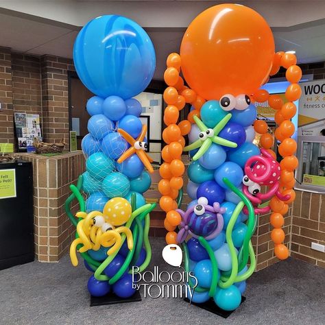 Balloons By Tommy on Instagram: “Setting the mood for a pre-season staff meeting with some aquatic themed decor! #underthesea #balloons #balloondecor #summer #aquatic…” Balloon Coral Reef, Wave Balloons, Ocean Balloons, Balloon Wave, Ocean Birthday Theme, Balloon Column Ideas, Beach Balloons, Sea Animal Birthday, Balloon Boutique