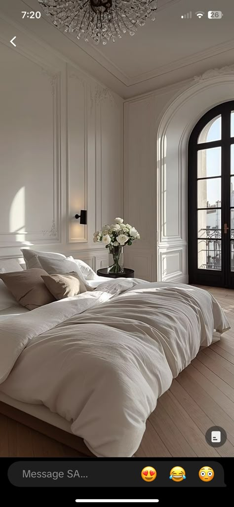 College Room Aesthetic, Modern House Aesthetic, Bedroom Aesthetic Cozy, Paris Rooms, Glam Bedroom Decor, Classy Bedroom, Glam Bedroom, French Bedroom, Home Goals