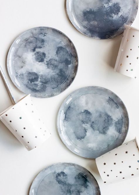 DIY Outer Space Crafts For Kids, Outer Space Crafts, Outer Space Baby Shower, Diy Moon, Space Party Decorations, Plates Handmade, Space Crafts For Kids, Space Theme Party, Outer Space Party