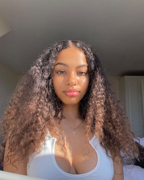 Jordan🐉 on Instagram: “👩‍❤️‍💋‍👩 #explore” Hair Collection, Long Curly, Hair Products, Hair Inspo, Curly Hair, Hair Extensions, Natural Beauty, Jordan, Hair