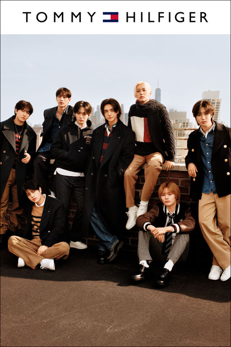 Taking NYC, and the world, by storm, The Stray Kids reach new heights in fresh fall looks. Cute Guy Pics, Fall Camping, Group Photography, Group Pictures, Savage Kids, Stray Kids Seungmin, Latest Mens Fashion, Kids Collection, Vogue Korea