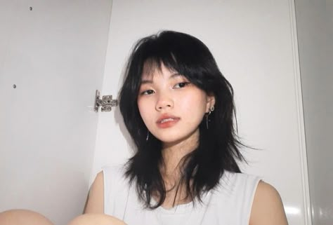 Shot Hair Styles, Hair Stylies, Haircuts For Medium Hair, Short Hair Haircuts, Hair Reference, Asian Hair, Cut My Hair, Hair Inspo Color, Aesthetic Hair