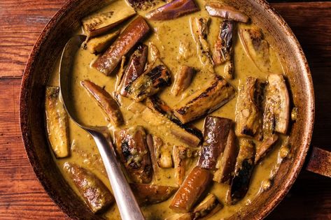 Eggplant Curry, Vegan Eggplant, Eggplant Recipe, Coconut Milk Recipes, Vegetable Curry, Eggplant Recipes, Coconut Curry, Curries, Grilled Meat