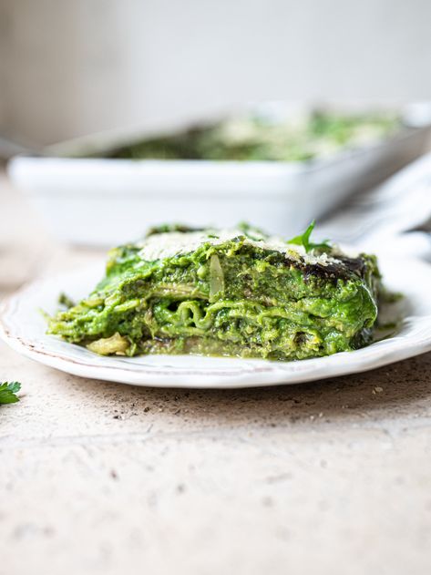 Lasagna verde  — Luna Trapani Green Lasagna, Lasagna Verde, Pesto Lasagna, Vegan Italian Recipes, Vegan Lasagna, Lasagna Noodles, Vegan Italian, Bechamel Sauce, Vegan Parmesan