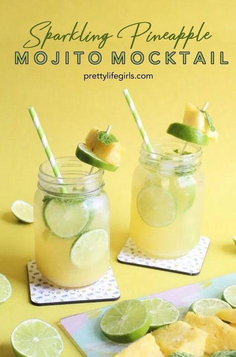 Mocktail Mojito, Fun Mocktail, Pineapple Mojito, Pineapple Recipe, Easy Alcoholic Drinks, Fruit Garnish, Mojito Mocktail, Pineapple Mint, Alcohol Free Drinks