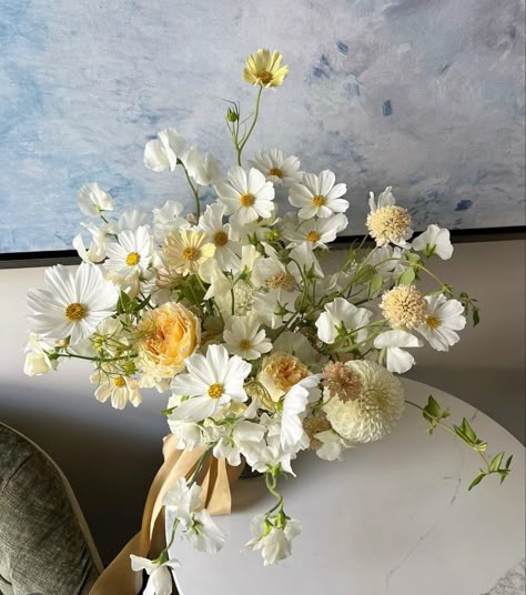 Earthy Wedding, Bouquet Inspiration, Neutral Wedding, Theme Color, Yellow Wedding, Deco Floral, Wedding Mood Board, Bride Bouquets, Wedding Vibes