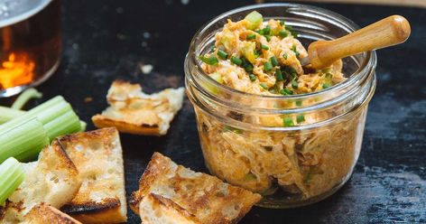 Love buffalo chicken wings but don't want to deal with the bones? This buffalo chicken recipe is for you. Chicken Rillettes Recipe, Rillettes Recipe, Best Superbowl Food, Buffalo Chicken Recipes, Pub Grub, Finger Food Recipes, Delicious Dips, Buffalo Chicken Wings, Poached Chicken