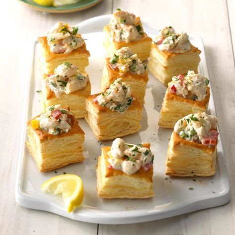 Spicy Crab Salad, Crab Appetizers, Recipes For Shrimp, New Years Eve Recipes, New Years Eve Menu, Appetizers Cold, Best Holiday Appetizers, Christmas Appetizers Easy, Spicy Crab