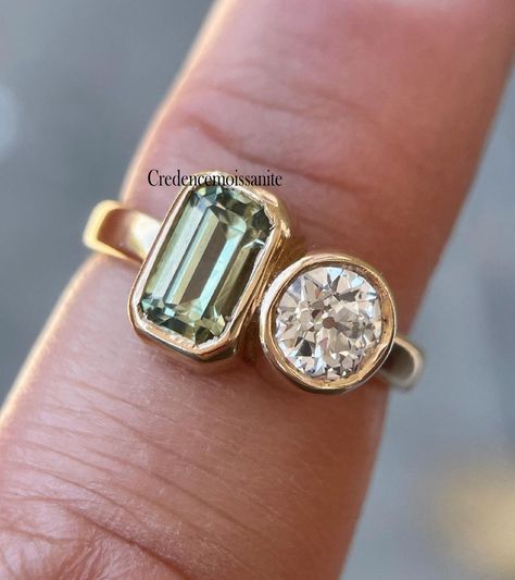 Two Stone Engagement Ring, Bezel Set Wedding Ring, Pear Moissanite Engagement Ring, Bezel Set Engagement Ring, Round Moissanite Engagement Ring, Green Sapphire Ring, Bezel Engagement Ring, Moissanite Wedding Ring, Yellow Gold Diamond Ring